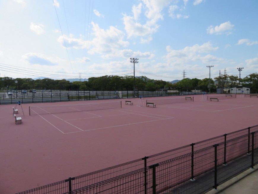 　市民公園テニスコート
